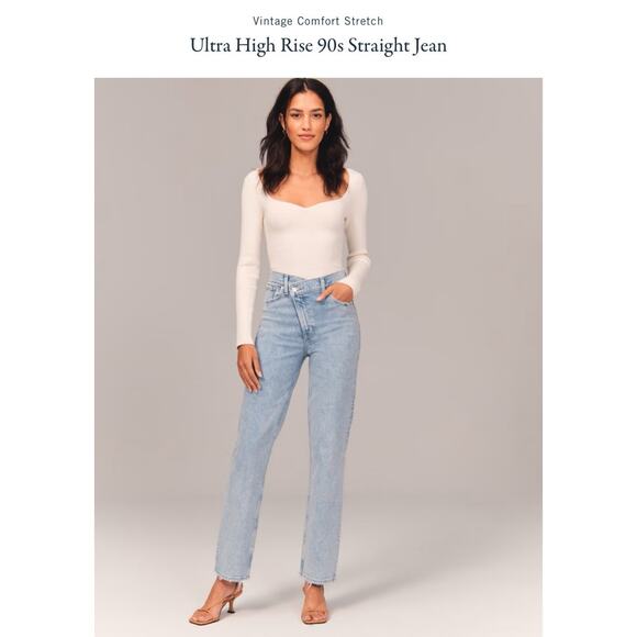 Abercrombie & Fitch Denim - Abercrombie Fitch 90s Straight Ultra High Rise Size US 28 / 6 L Light Wash New